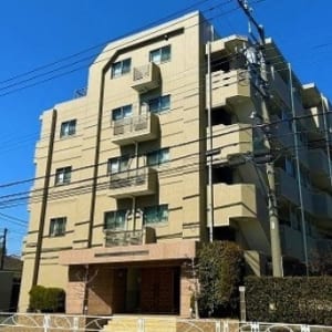 5階建て2階西向き住戸で通風良好　大切なペットと一緒に暮らせます　宅配ボックス完備　新規内装リフォーム　住宅ローン減税適合物件(外観)