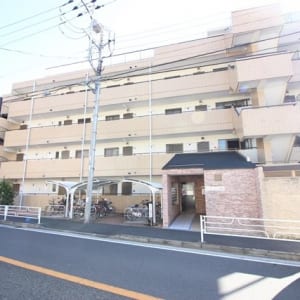 5階建て1階部分の南向き住戸　オートロック完備　新規内装リノベーション　住宅ローン減税適合物件(外観)