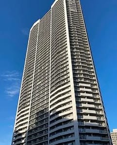 47階建て32階部分の東向き住戸　大切なペットと一緒に暮らせます　最寄り駅徒歩10分圏内　新規内装リフォーム　住宅ローン減税適合物件(外観)